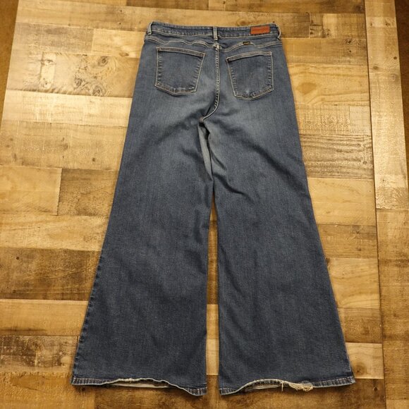 Wrangler High-Rise Wide Leg Jeans Women’s 16 Blue Denim Vintage-Inspired - Picture 11 of 14